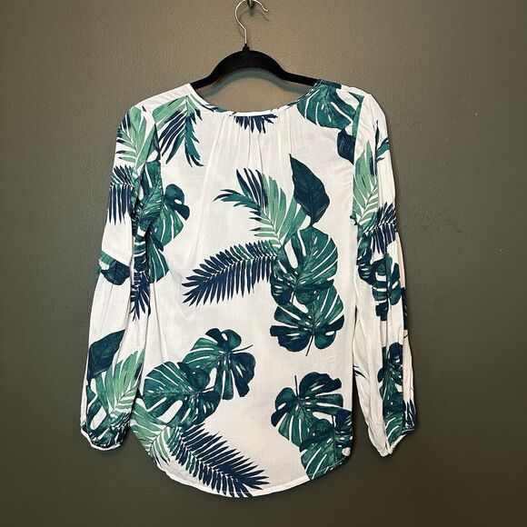 NWT Old Navy Relaxed Split Neck Blouse White Green Palm Leaves XS‎ Extra Small - Picture 4 of 4